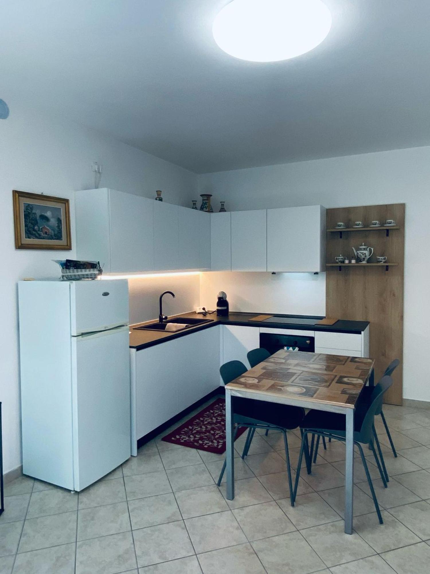 Alma Apartment Sirmione Exteriör bild